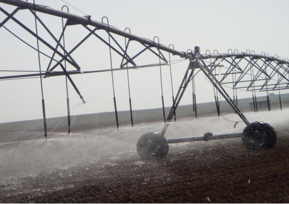 內蒙古電動中心支軸圓形噴灌機 內蒙古電動中心支軸圓形噴灌機